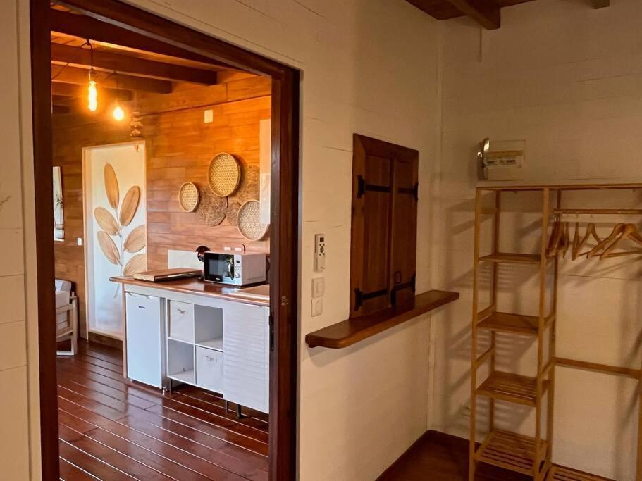 Bungalow Avec Jacuzzi Privatif Sainte-Rose Zewnętrze zdjęcie
